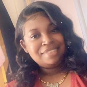 Meet your Posher, Alisha